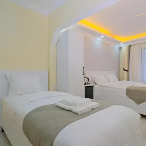 Lucky Otel