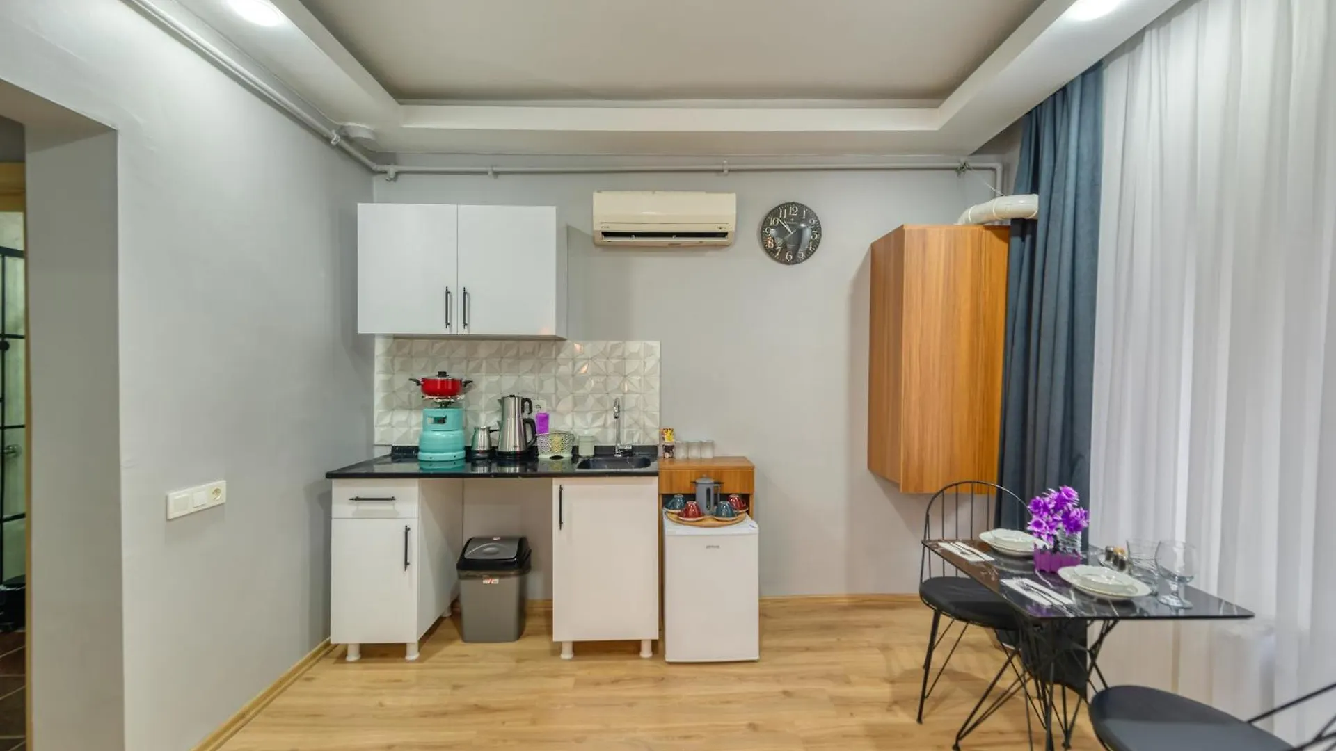 Pio Otel Istanbul 0*,